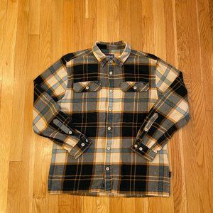 Patagonia Men's 100% Organic Cotton Midweight Flannel with pockets M